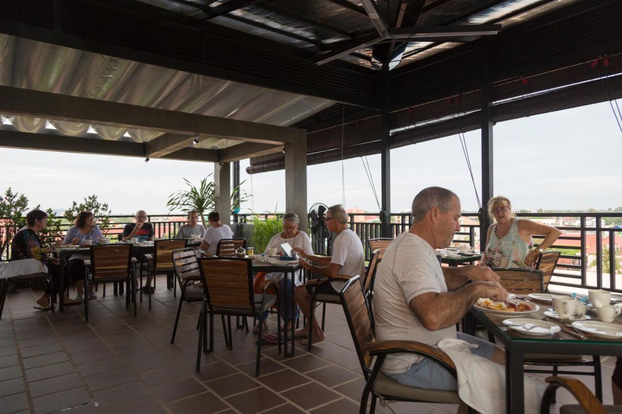 The Tito Suite Residence Siem Reap Bagian luar foto